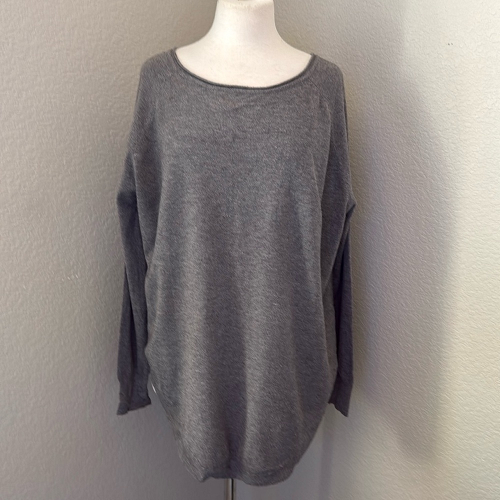 KIKILARUE DREAMERS scoop neck grey butter sweater